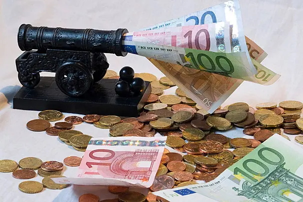 The Hessians: Part 4 – Cash for Cannons